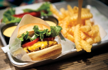 On and Off the Strip - Shake Shack IL2
