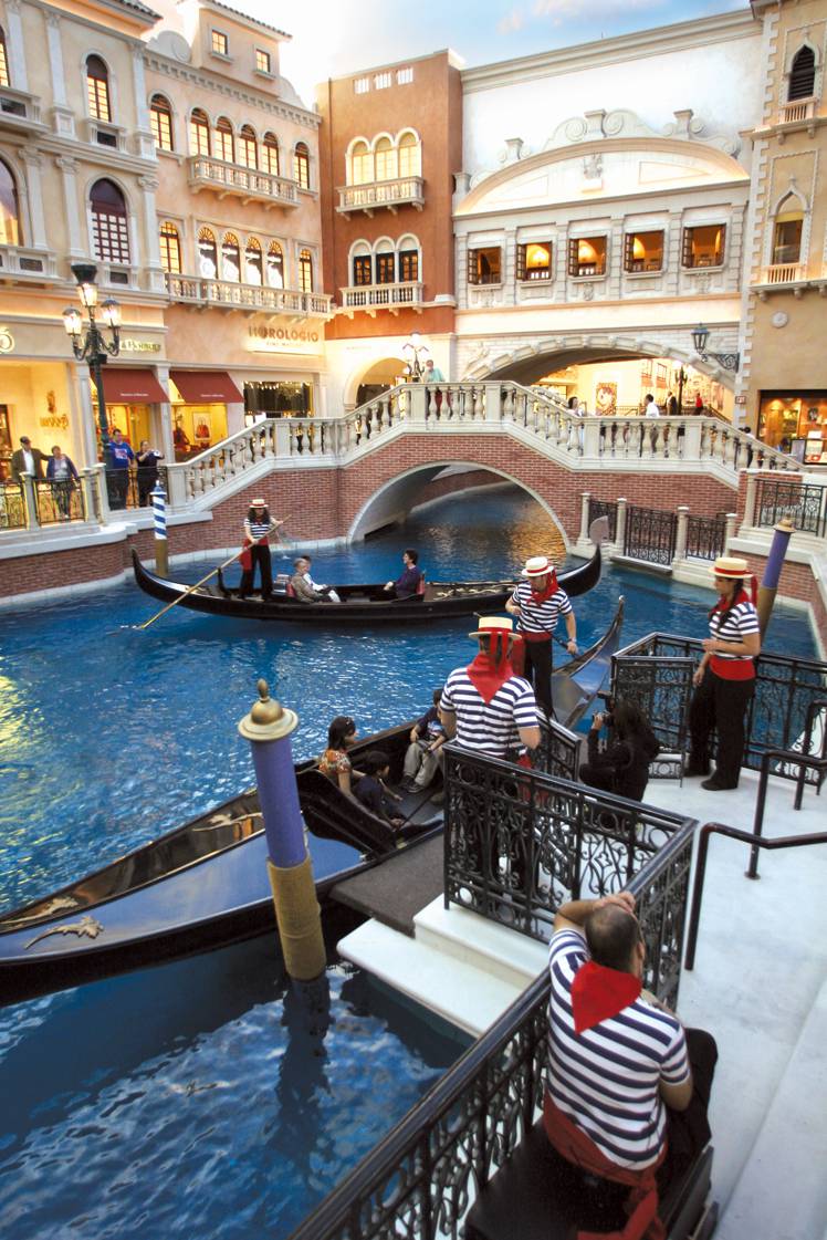 Hall of Fame: Gondola Rides at The Venetian - Las Vegas Magazine