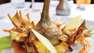 Current highlights include Bobby Flay’s latest Italian restaurant at Caesars Palace.