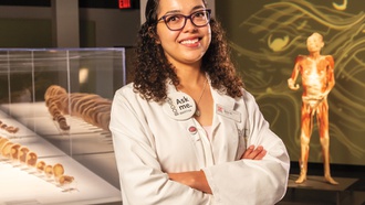 In 'Bodies ... The Exhibition,' medical docent helps people understand themselves.