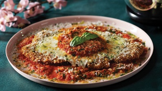 Restaurant debuts ‘Italian American Psychedelic Fare’ at The Cosmopolitan.