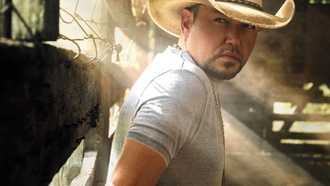 Singer cooks up a taste of Macon on new album.