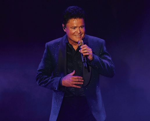 Donny Osmond shows off his singing, dancing and even his rapping talents at Harrah’s
