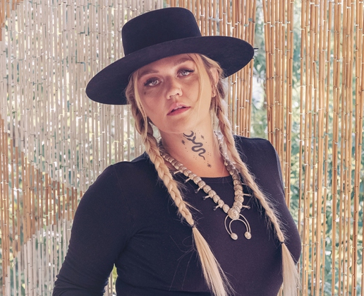 Elle King will bring some serious swagger as she performs at Westgate Las Vegas on March 31