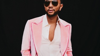 The award-winning musician begins his residency at Planet Hollywood Resort.