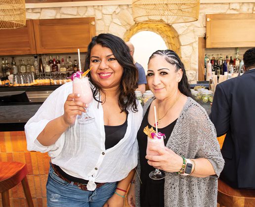 ELITE members enjoyed a night of cocktails and light bites at Kassi Beach House at Virgin Hotels Las Vegas. They also toured Night + Market.