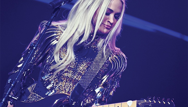 The country superstar returns to her Resorts World residency on May 18.