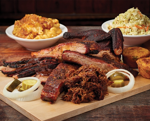 The Pig Out! Is a great way to try all the barbecue styles at once at Virgil’s Real Barbecue at The Linq Promenade in Las Vegas