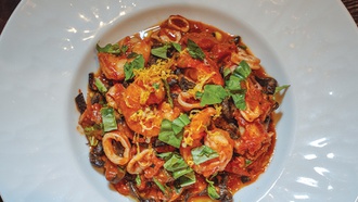 Find amazing discounts at tons of restaurants on and off the Strip.