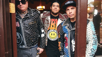 Popular Mandalay Bay Beach shows combine music and relaxing vibe for fun time.