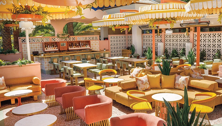 The Strip has plenty of bars and lounges guaranteed to keep you entertained.