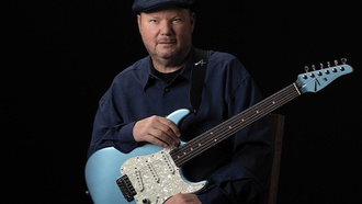 The GRAMMY-winning singer celebrates the 40th anniversary of his debut album at the Pearl at ...