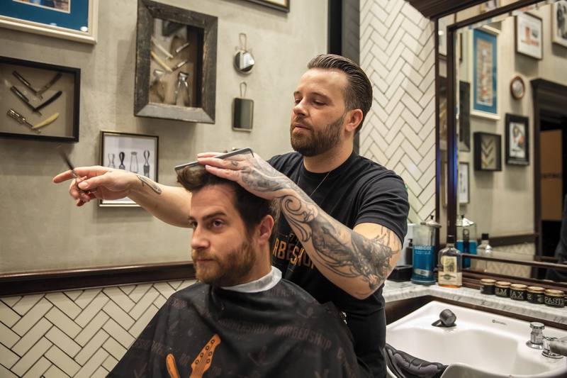 Barber Shop for Men's Haircut in Las Vegas