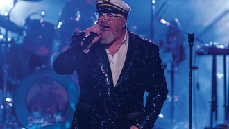 The yacht rock group gives Rio patrons a concert experience in an intimate venue.