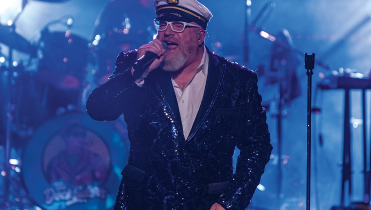 The yacht rock group gives Rio patrons a concert experience in an intimate venue.