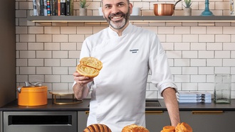 The man who invented the Cronut opens up his first Las Vegas location at Caesars ...