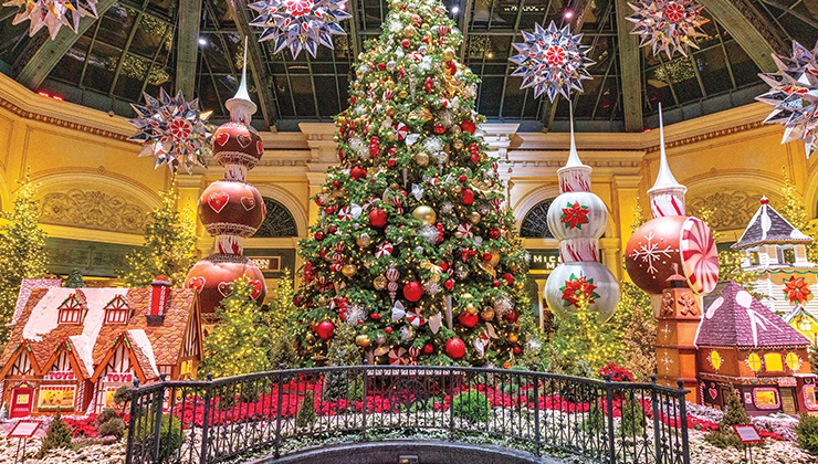 The ever-evolving attraction is still one of the best picture-taking opportunities on the entire Strip.