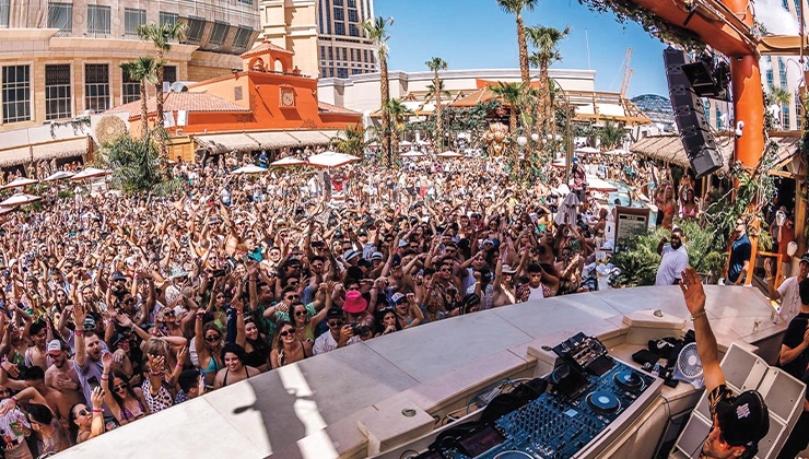 The Venetian rooftop paradise combines an exclusive feel with superstar DJ appearances.