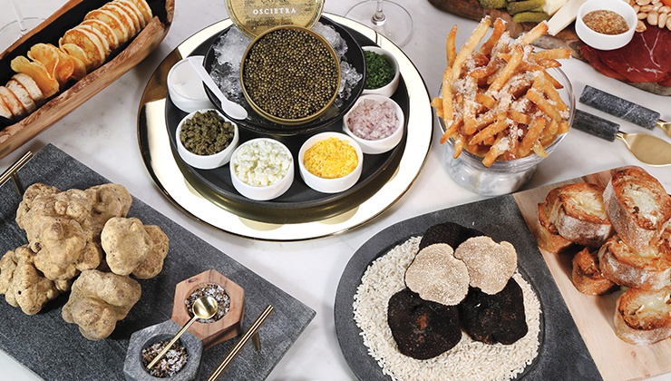 Enjoy a varied menu at this Resorts World hot spot.