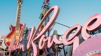 ‘Las Vegas Magazine’ publisher Katie Dixon helps you plan the perfect week!