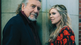 The superstars bring their distinctive sound to Palms on June 14.