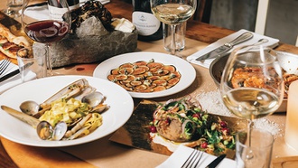 Enjoy original and delightful Mediterranean cuisine at this Venetian restaurant.