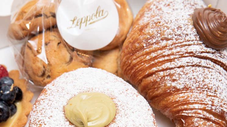 ‘Las Vegas Magazine’ publisher Katie Dixon helps you plan the perfect week!