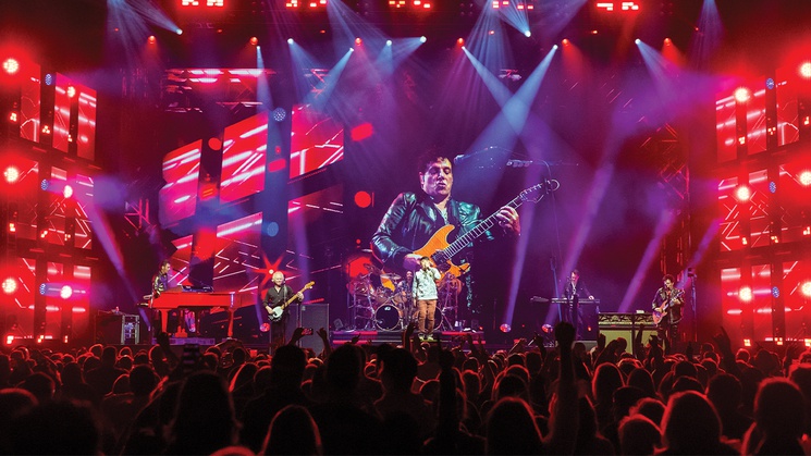 The group's Mandalay Bay concert also features the classic Grammy-winning band Toto.