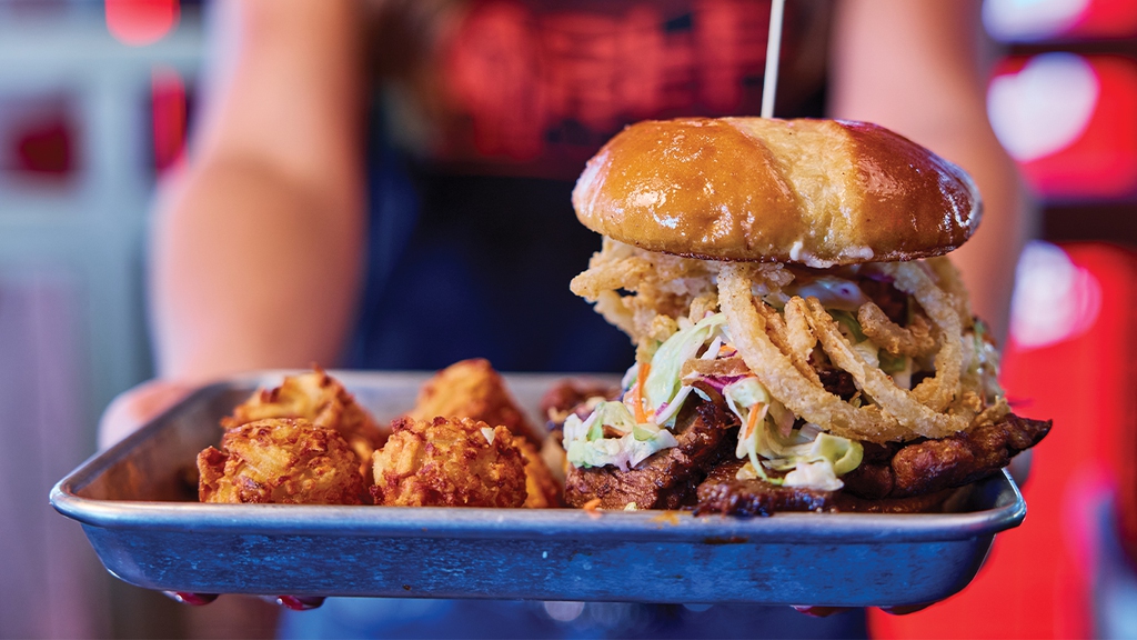 From live music to livelier drinks, Ole Red has it all in Las Vegas