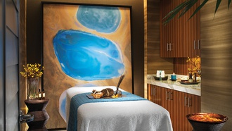 With options from facials to deep tissue massages, sink into bliss at this Caesars Palace ...