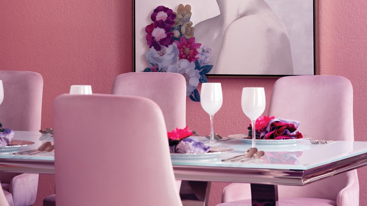 Westgate Las Vegas' Flower Suite is a great way to enjoy your bachelorette party in Las Vegas