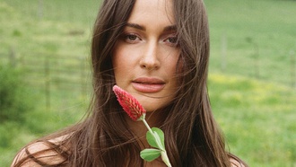 The country superstar performs at T-Mobile Arena on Sept. 28.