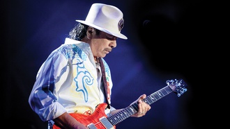 In his House of Blues residency at Mandalay Bay, the guitarist channels the music of ...