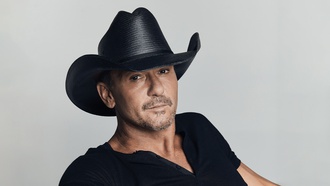 The country superstar performs at Caesars Palace on Dec. 12-13.