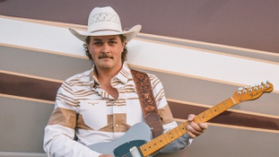 Zach Top brings ’90s influences to the Las Vegas Strip