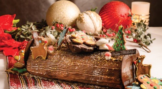 You'll find everything from holiday displays to Italian dining and incredible desserts this season.