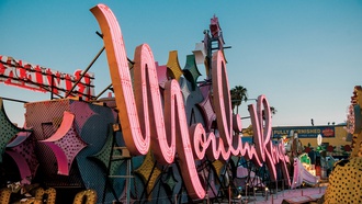 The Viva Las Vegas! package is led by one of the attraction’s knowledgeable guides.