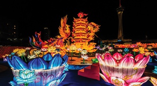 The new family-friendly attraction near the monorail station at SAHARA Las Vegas combines art, food and culture.