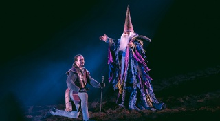 Cheer for your adopted country as you feast and frolic while watching medieval games of skill at this all-ages Excalibur production.