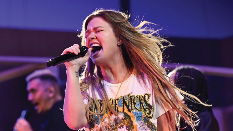 Kelly Clarkson returns to her 'Studio Sessions' residency at The Colosseum at Caesars Palace this week