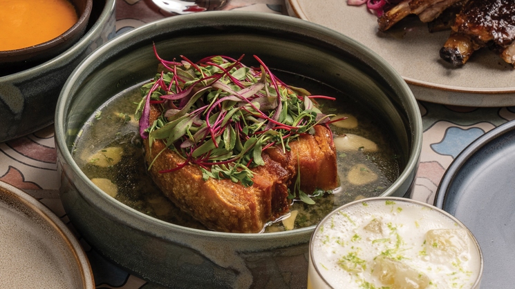 ¡VIVA! by Ray Garcia at Resorts World features your favorite Mexican classics